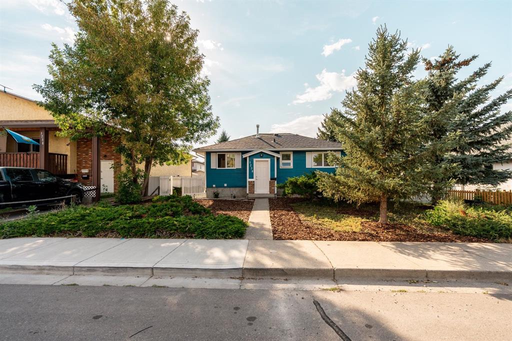 Picture of 1238 8 Street N, Lethbridge Real Estate Listing