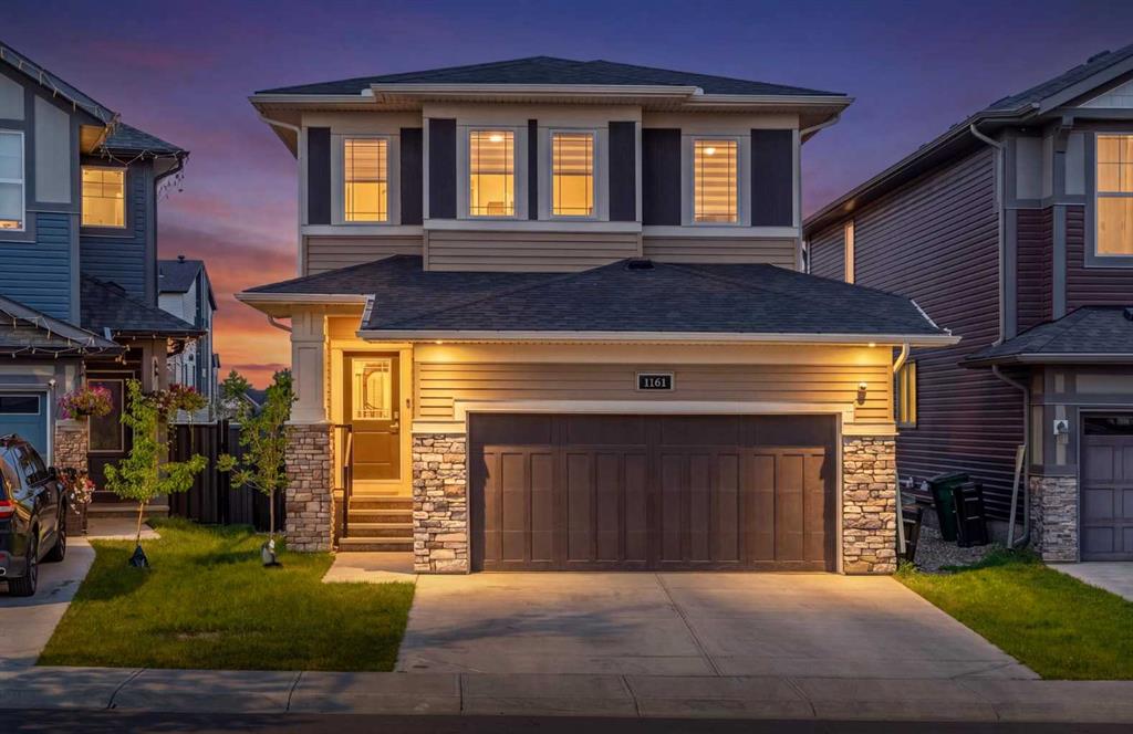 Picture of 1161 Chinook Gate Bay SW, Airdrie Real Estate Listing