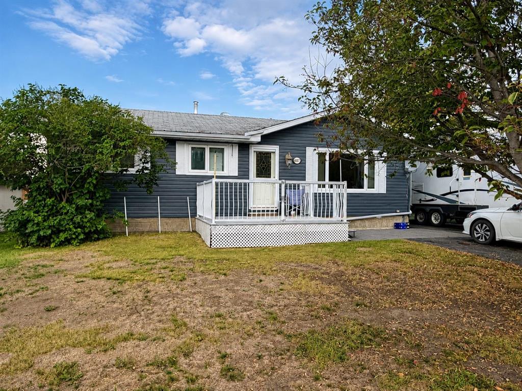 Picture of 607 6 Avenue , Beaverlodge Real Estate Listing