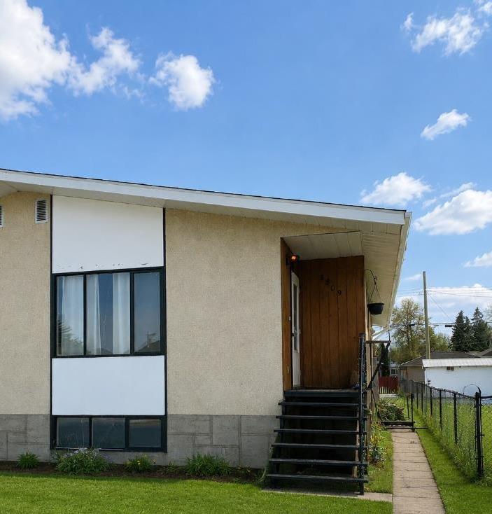 Picture of 5209 60 Avenue , Ponoka Real Estate Listing