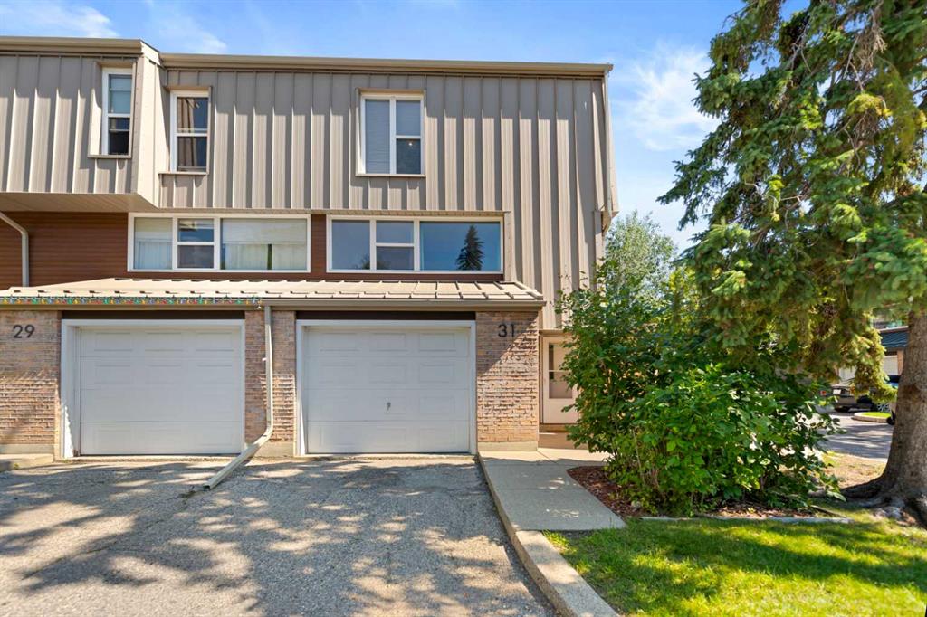 Picture of 31 Brae Glen Court SW, Calgary Real Estate Listing