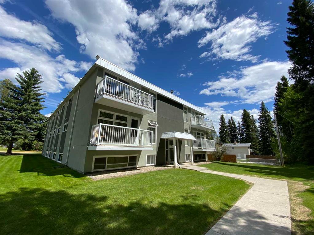 Picture of 2, 414 41 Street , Edson Real Estate Listing