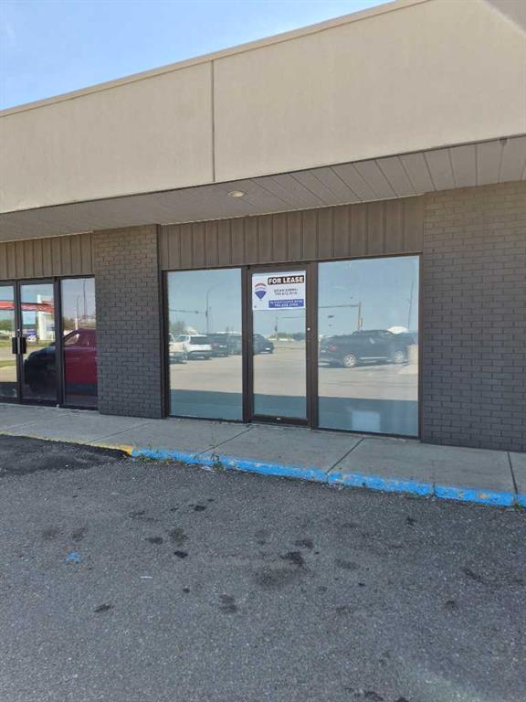 Picture of 7, 6601 44 Street , Lloydminster Real Estate Listing