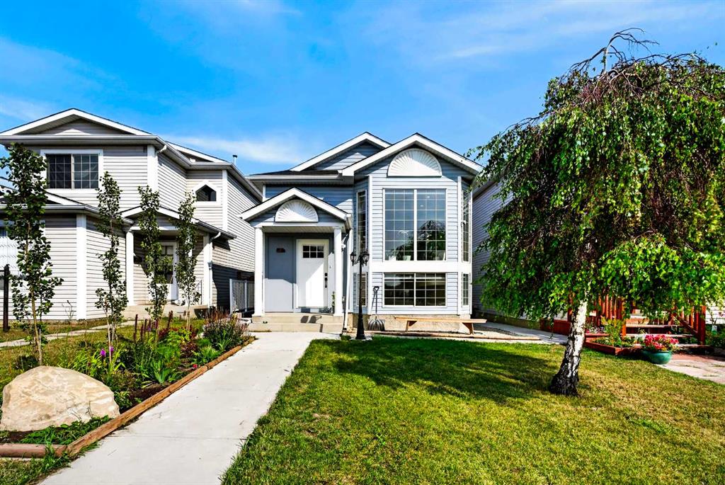 Picture of 8079 Laguna Way NE, Calgary Real Estate Listing