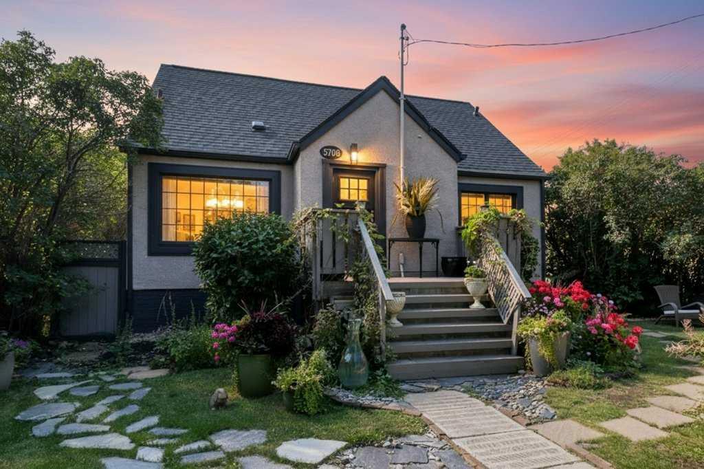 Picture of 5708 45 Avenue , Red Deer Real Estate Listing