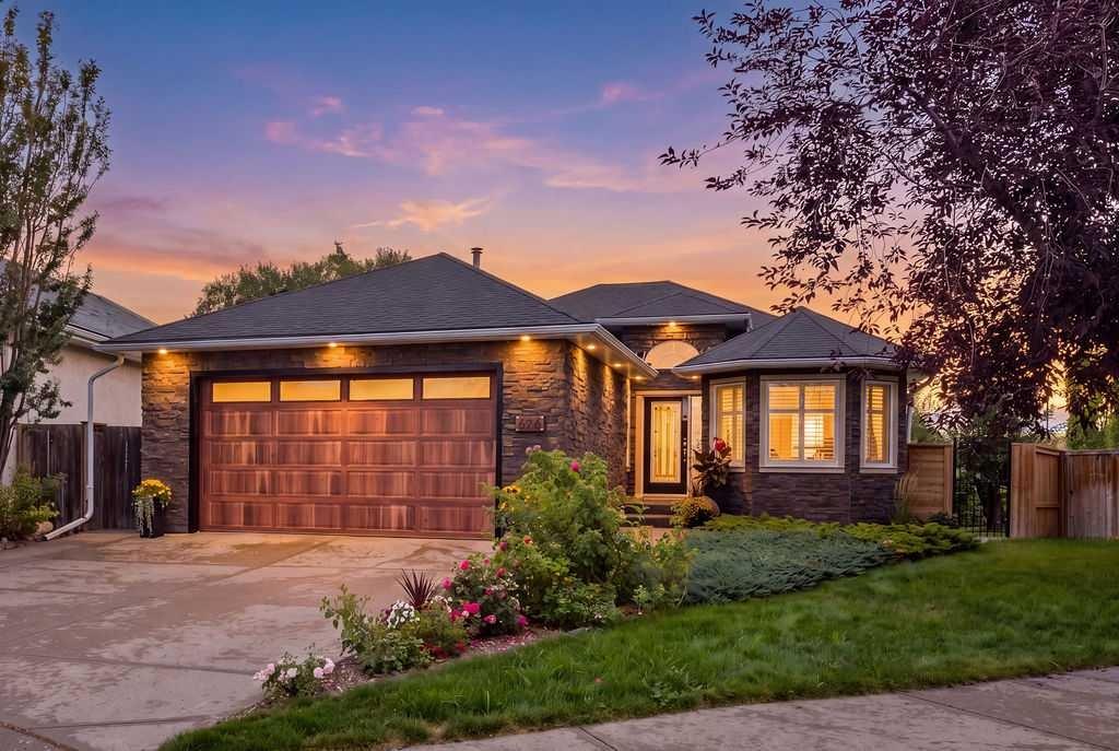 Picture of 626 Schubert Place NW, Calgary Real Estate Listing