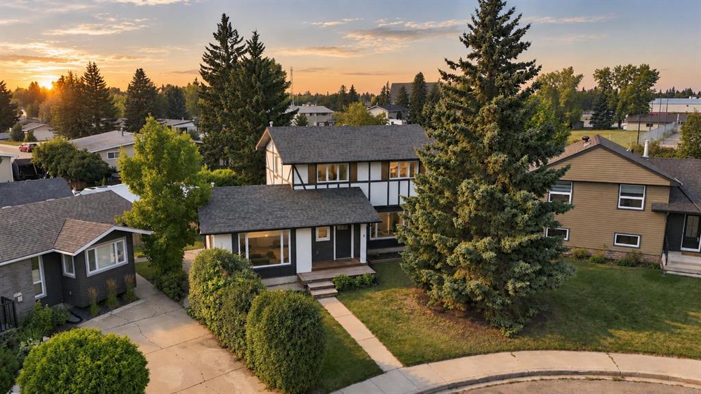 Picture of 6 Meeres Close , Red Deer Real Estate Listing