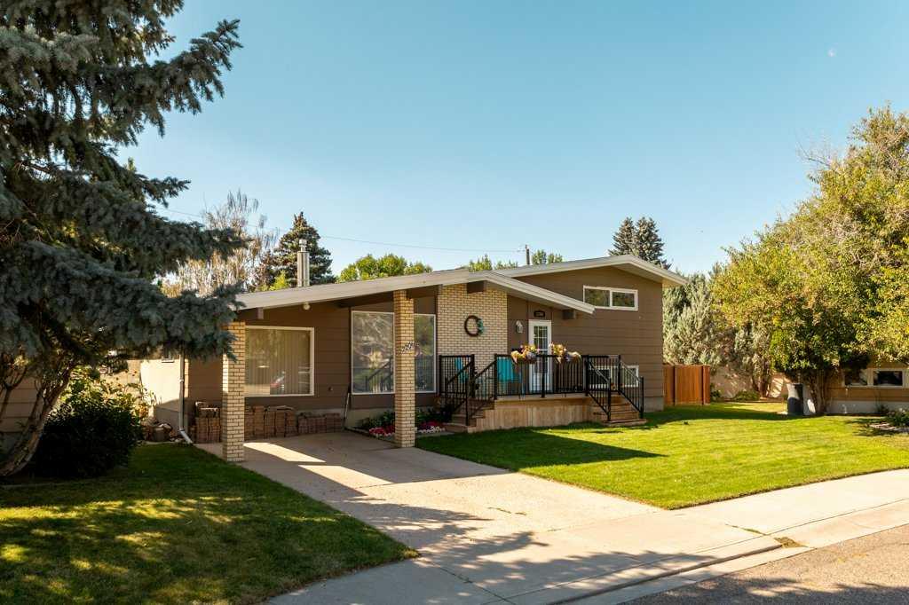 Picture of 2206 26A Street S, Lethbridge Real Estate Listing