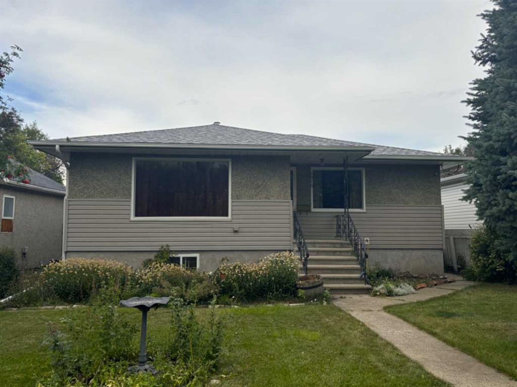 Picture of 1915 1 Avenue N, Lethbridge Real Estate Listing