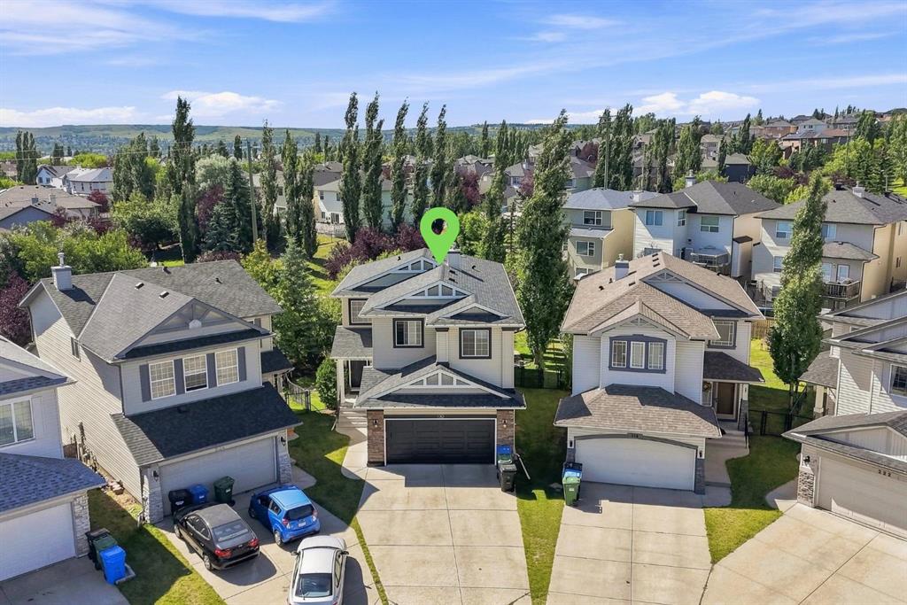 Picture of 230 Panamount Grove NW, Calgary Real Estate Listing