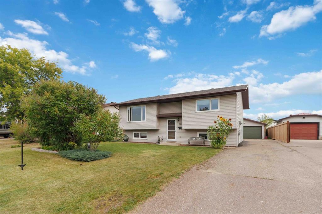 Picture of 110 Becker Crescent , Fort McMurray Real Estate Listing
