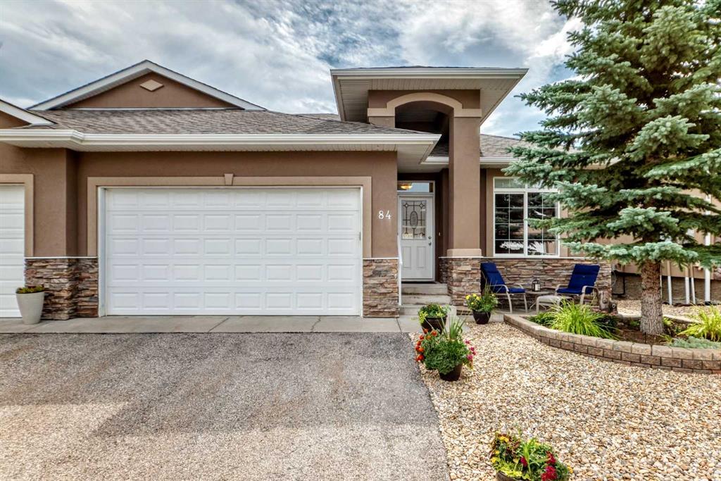 Picture of 84 River Heights View , Cochrane Real Estate Listing