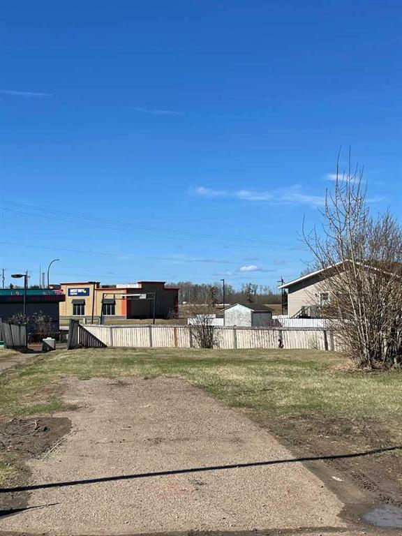 Picture of 20 Deerglen Trailer Park  , High Level Real Estate Listing
