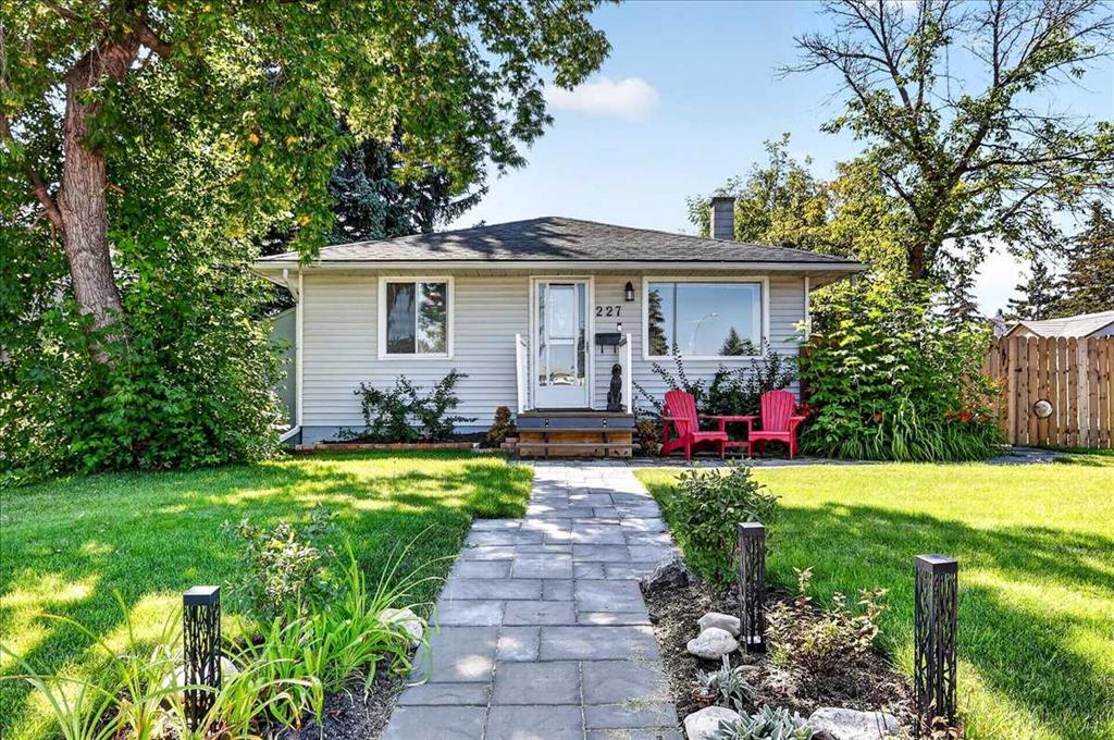 Picture of 227 Lynnwood Drive SE, Calgary Real Estate Listing