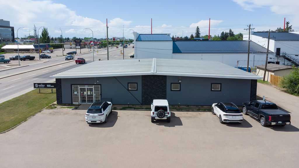 Picture of 4818 44 Street , Lloydminster Real Estate Listing