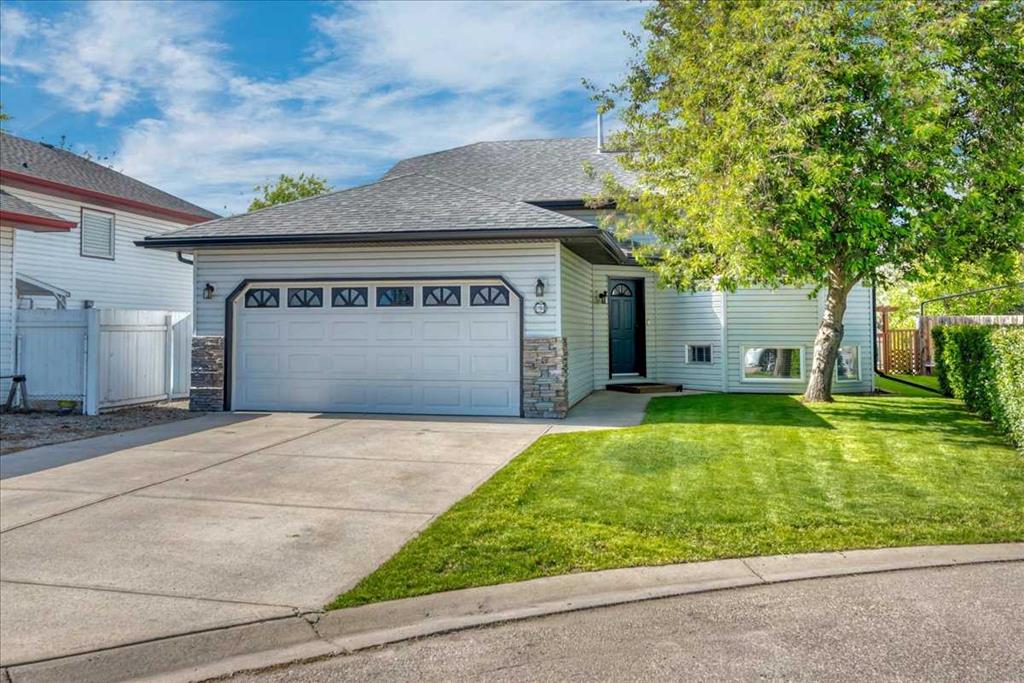Picture of 9 Madison Court , Strathmore Real Estate Listing