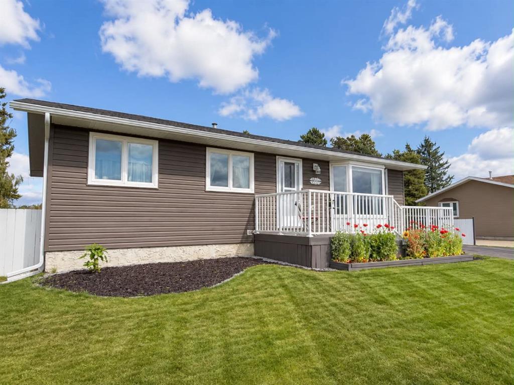 Picture of 11304 Leonard Street , Grande Cache Real Estate Listing