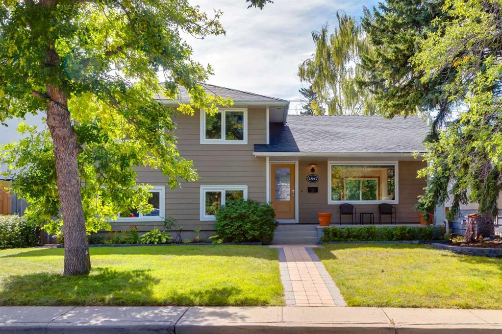 Picture of 2547 Chicoutimi Drive NW, Calgary Real Estate Listing