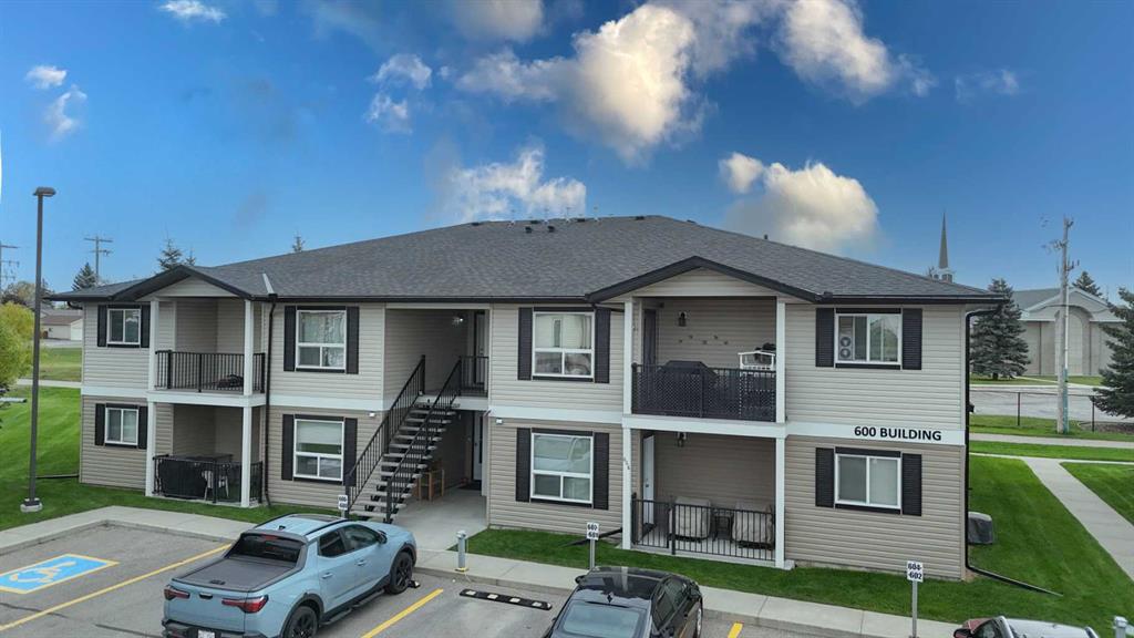 Picture of 601, 8 Bayside Place , Strathmore Real Estate Listing