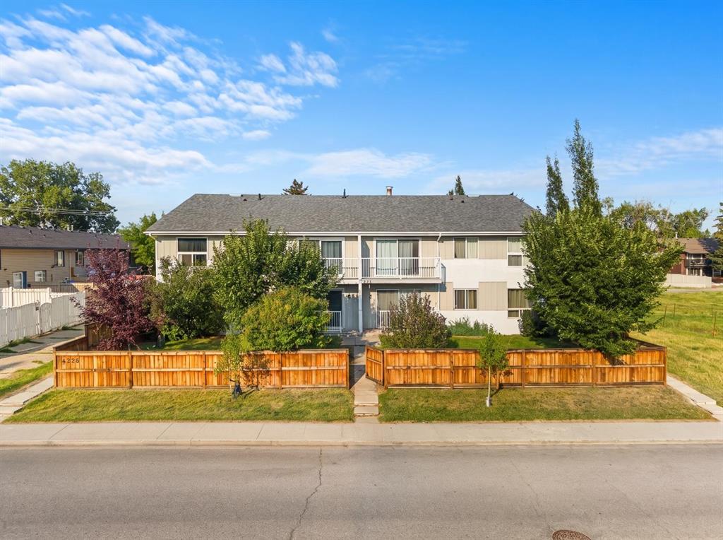 Picture of 5, 4328 75 Street NW, Calgary Real Estate Listing