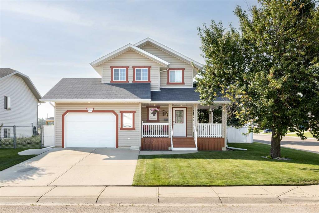 Picture of 4344 60A Avenue Crescent , Innisfail Real Estate Listing