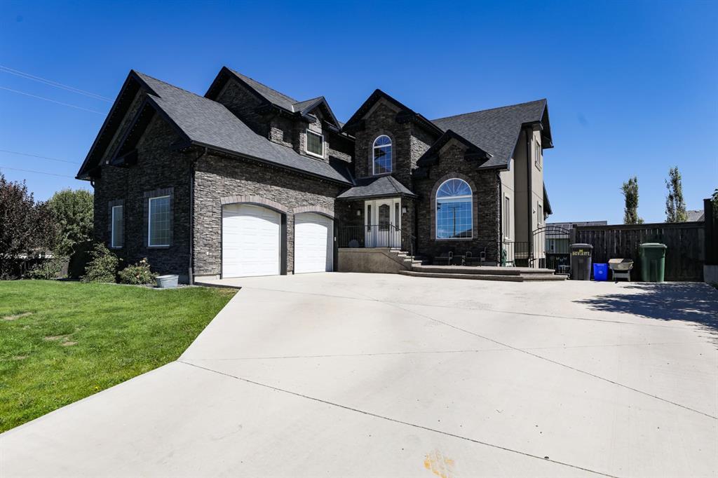 Picture of 243 N 1A Street E, Magrath Real Estate Listing