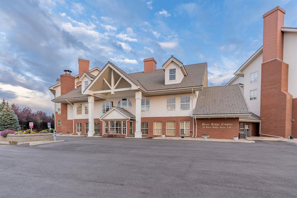 Picture of 431, 29 River Ridge Drive NW, Medicine Hat Real Estate Listing