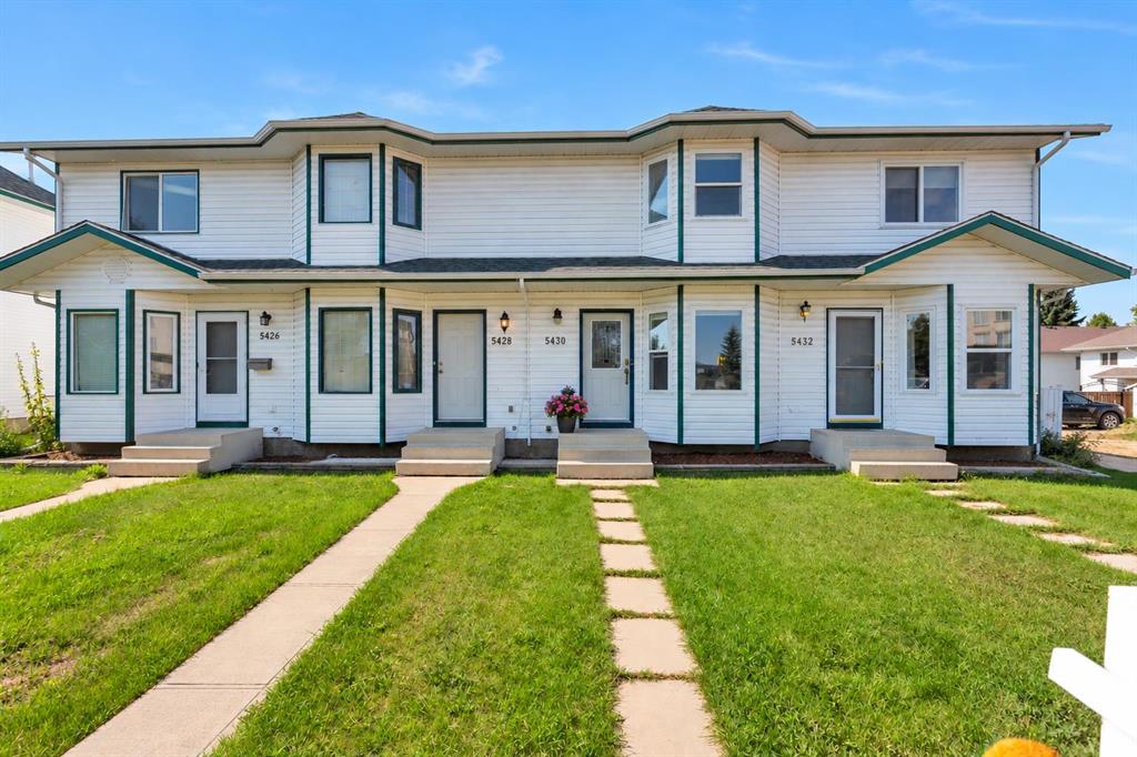 Picture of 5430 45 Street , Lacombe Real Estate Listing