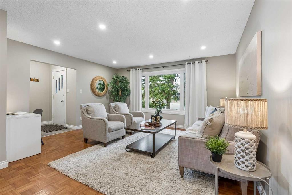Picture of 35 Dovercliffe Way SE, Calgary Real Estate Listing