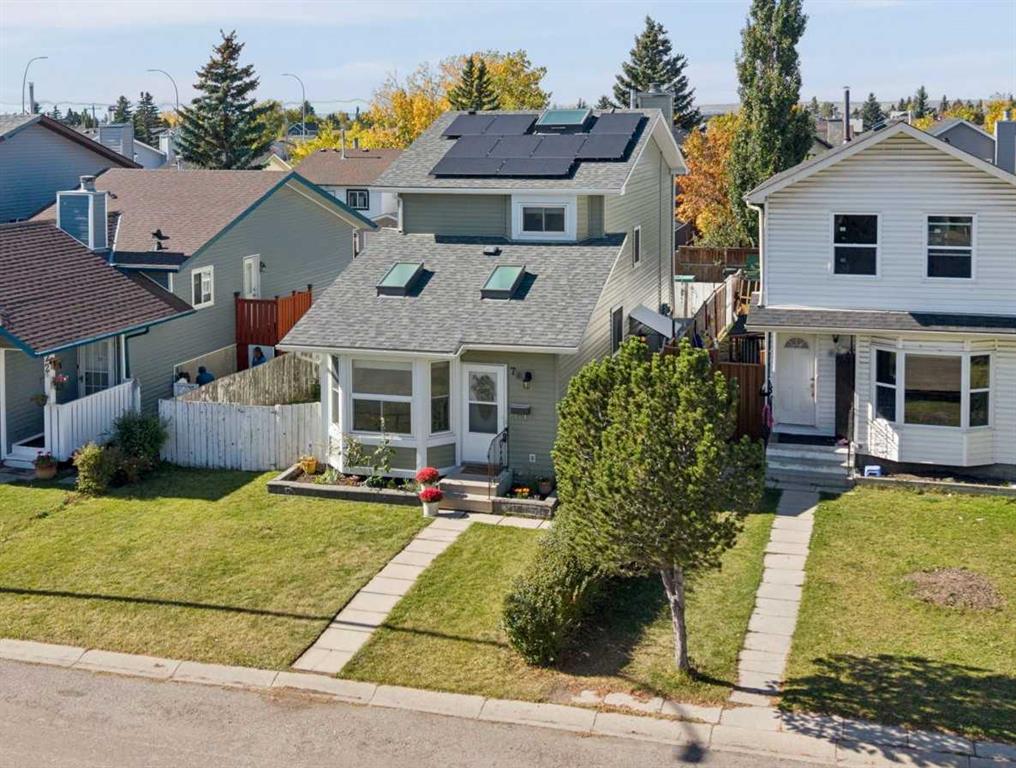 Picture of 76 Martindale Close NE, Calgary Real Estate Listing