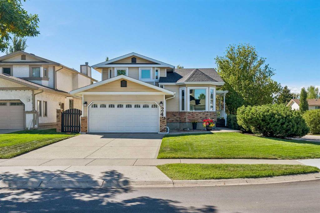 Picture of 24 Scenic Acres Drive NW, Calgary Real Estate Listing