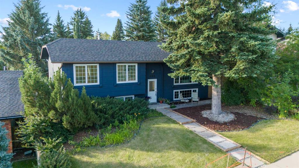 Picture of 460 Parkridge Crescent SE, Calgary Real Estate Listing