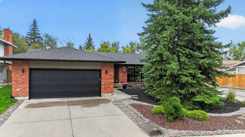 Picture of 88 Midridge Close SE, Calgary Real Estate Listing