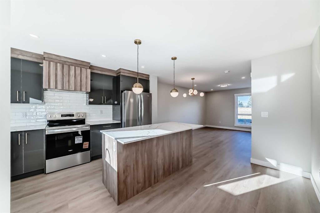 Picture of 1002 Clover Road , Carstairs Real Estate Listing