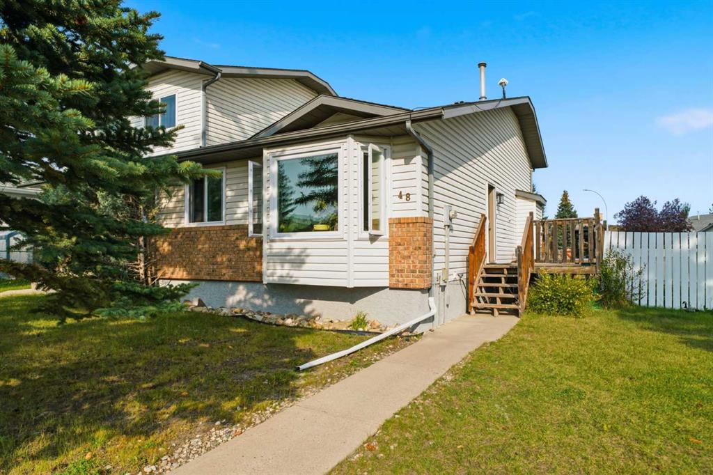 Picture of 48 West Aarsby Road , Cochrane Real Estate Listing
