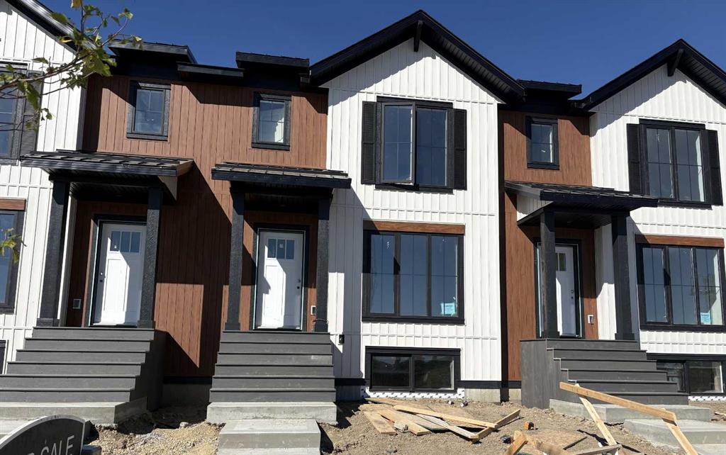 Picture of 38 Station Drive , Sylvan Lake Real Estate Listing