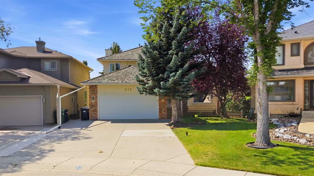 Picture of 872 Sierra Morena Court SW, Calgary Real Estate Listing