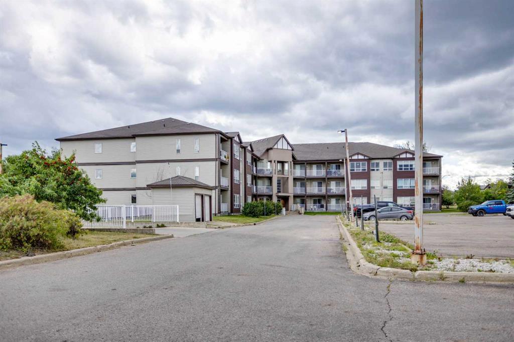 Picture of 105, 290 Plamondon Drive , Fort McMurray Real Estate Listing
