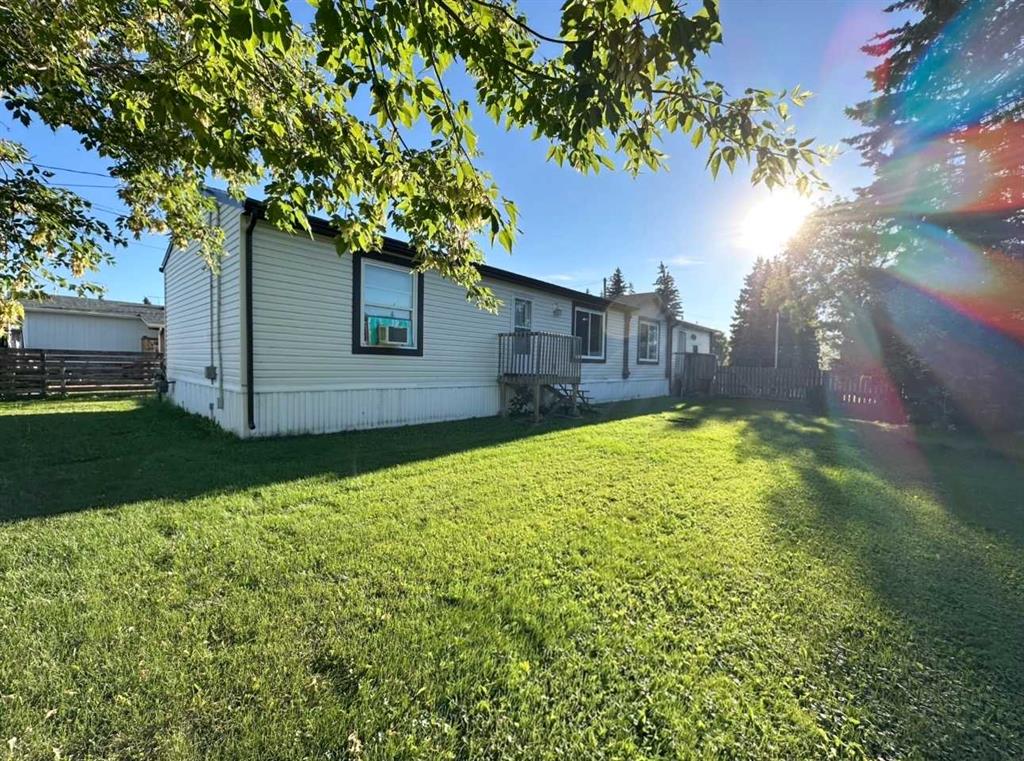 Picture of 5243 47 Street , Mannville Real Estate Listing