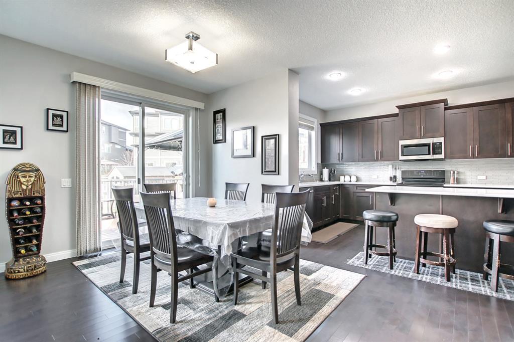 Picture of 649 MARINA Drive , Chestermere Real Estate Listing