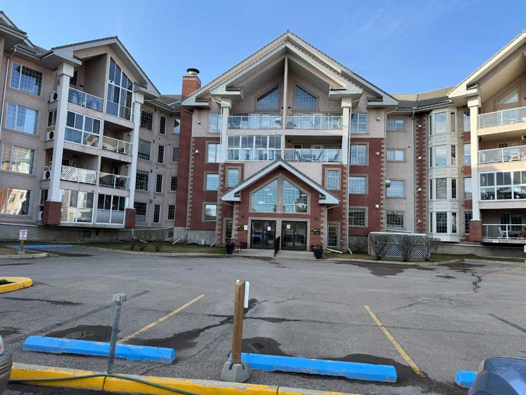 Picture of 327, 4805 45 Street , Red Deer Real Estate Listing