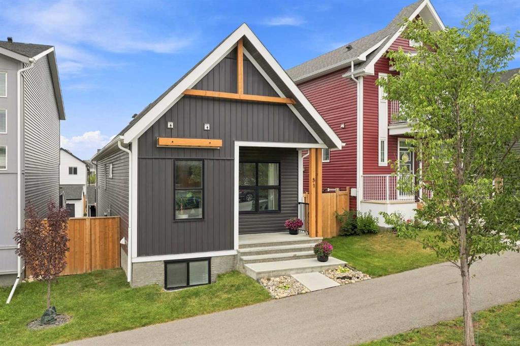 Picture of 51 Haskayne Drive NW, Calgary Real Estate Listing