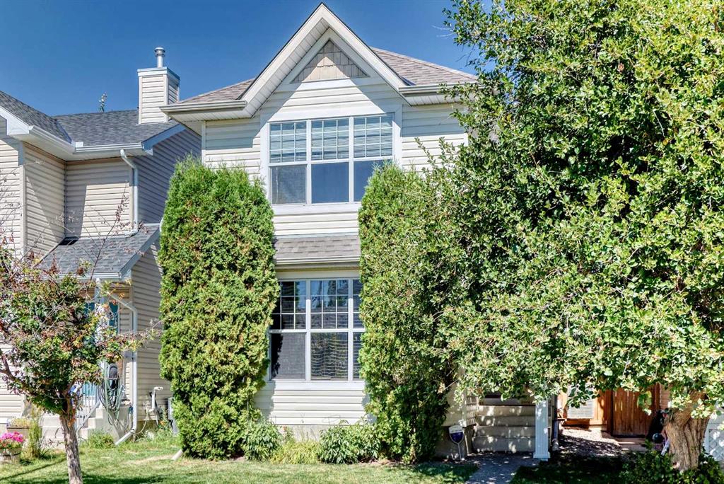 Picture of 22 Cramond Crescent SE, Calgary Real Estate Listing