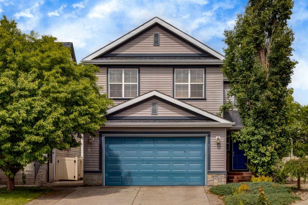 Picture of 133 Copperleaf Bay SE, Calgary Real Estate Listing