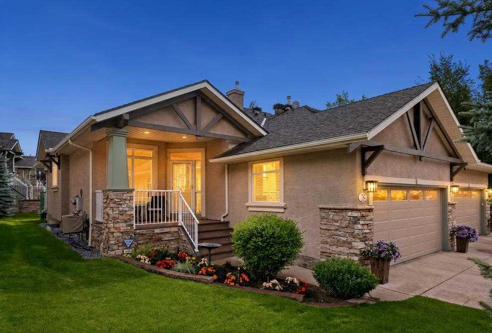 Picture of 36 Discovery Woods Villas SW, Calgary Real Estate Listing