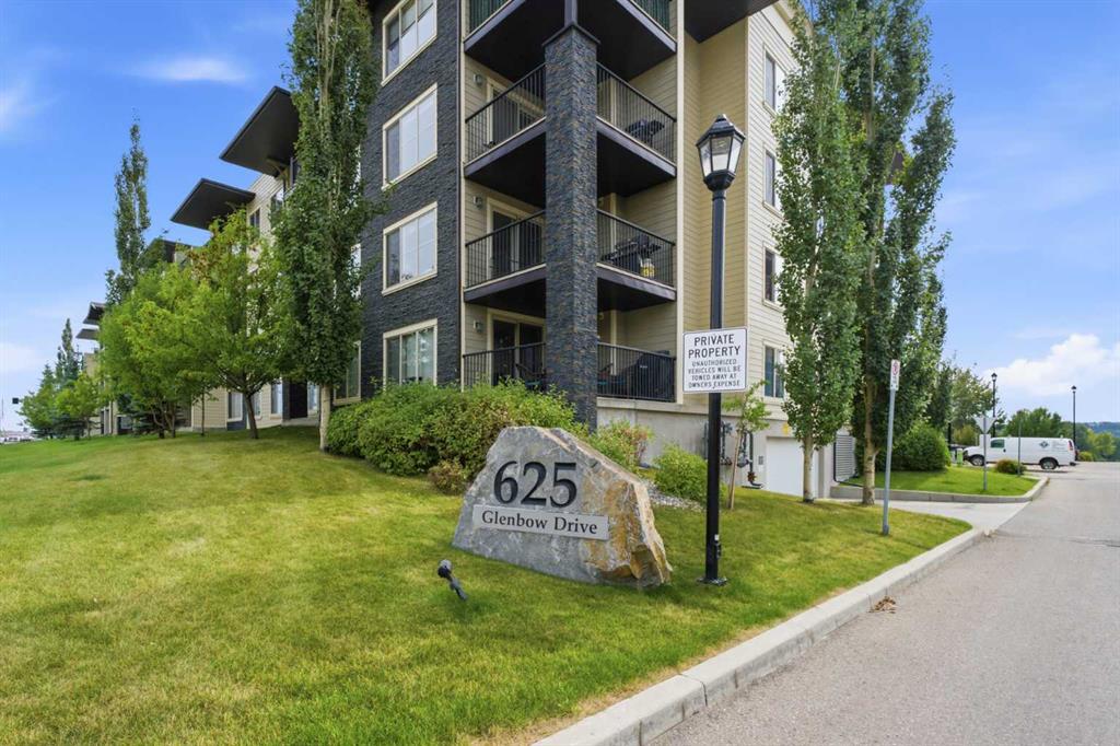 Picture of 1110, 625 Glenbow Drive , Cochrane Real Estate Listing