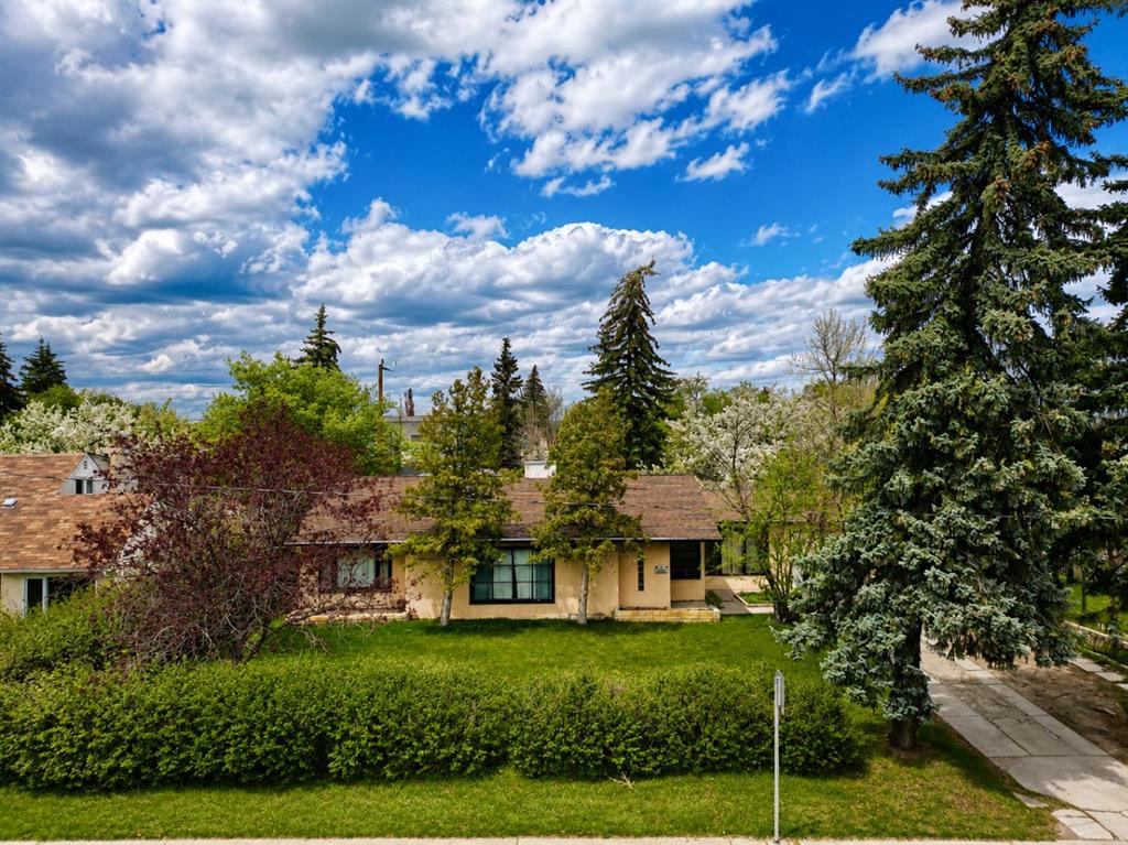 Picture of 2110 26 Avenue SW, Calgary Real Estate Listing