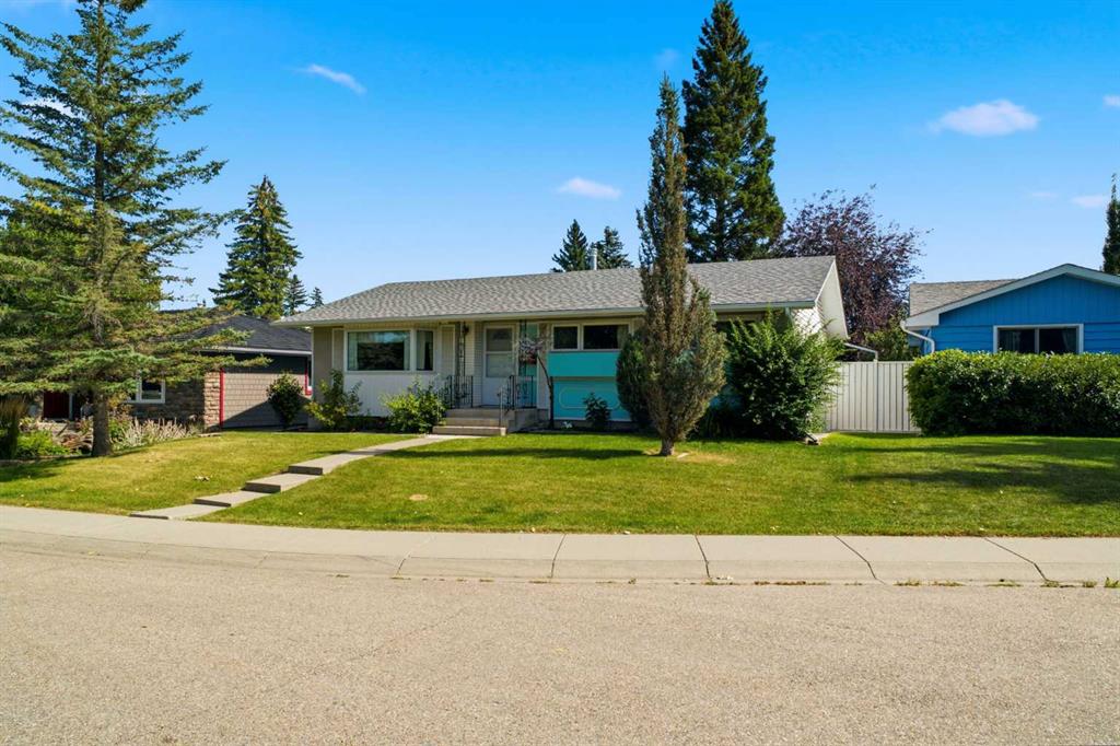 Picture of 3540 Bulyea Crescent NW, Calgary Real Estate Listing