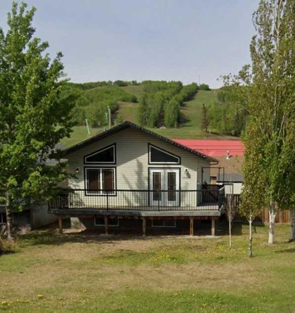 Picture of 10410 90 Street , Peace River Real Estate Listing