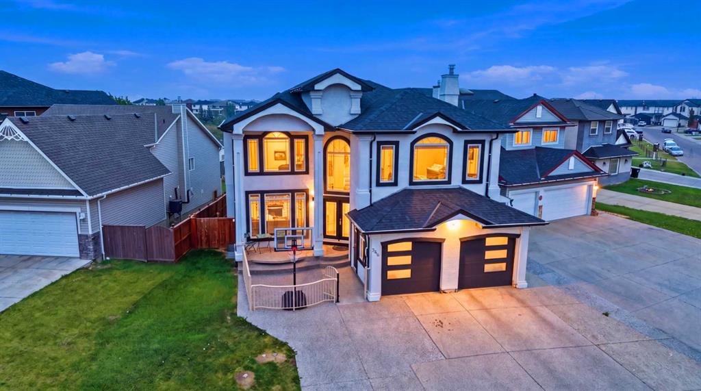 Picture of 344 Taracove Estate Drive NE, Calgary Real Estate Listing